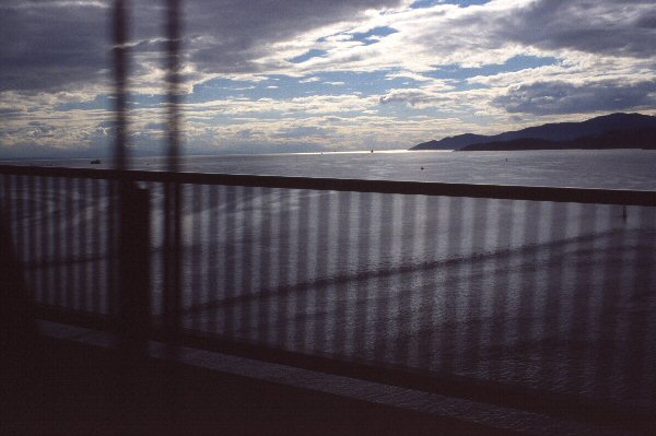 Op een brug in Vancouver.