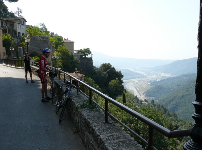 Het panorama van Gilette bewonderd.