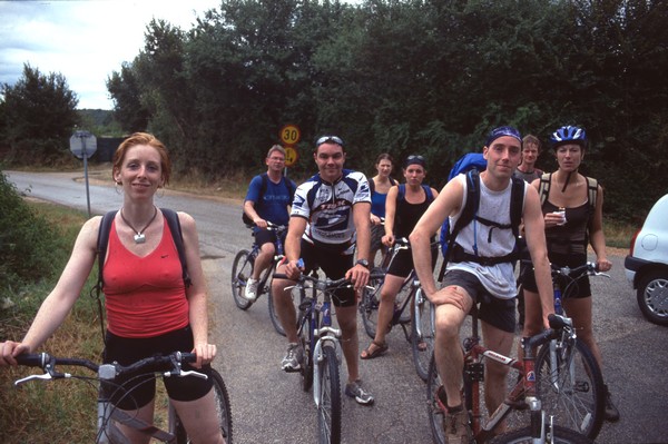 Voor het restaurant in Bovec.